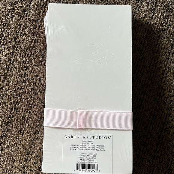 Gartner Studios Pink and White Notepad Set - Picture 2 of 3